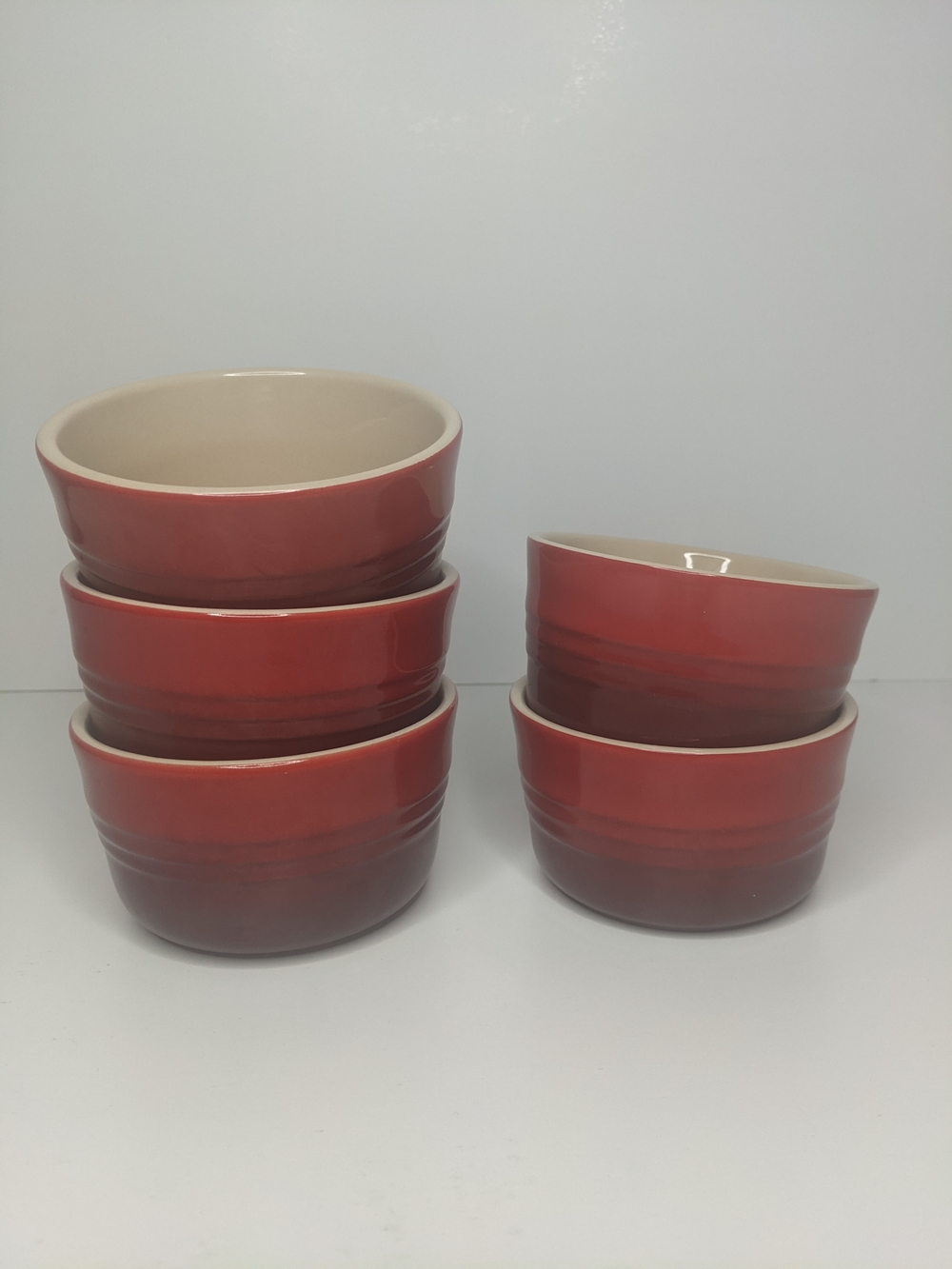Le Creuset Red Ombre Stoneware Ramekin Bowls Mixed Size Set